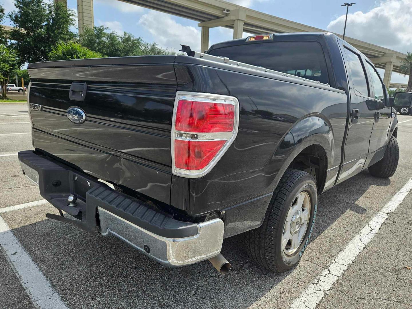 2009 Black Ford F-150 (1FTRW12829F) , located at 5005 Telephone Rd., Houston, TX, 77087, (713) 641-0980, 29.690666, -95.298683 - Photo#4